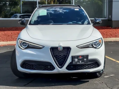More photos of 2022 Alfa Romeo Stelvio Veloce at Maserati Alfa Romeo of Naperville, IL
