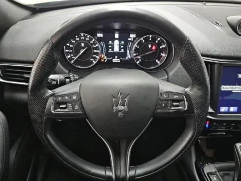 More photos of 2022 Maserati Levante GT at Maserati Alfa Romeo of Naperville, IL