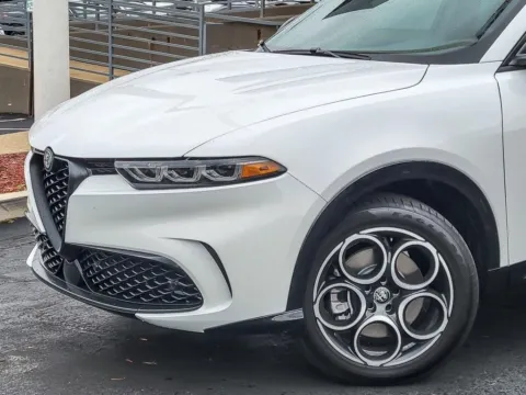 Photos of 2025 Alfa Romeo Tonale for sale in Naperville, IL at Maserati Alfa Romeo of Naperville