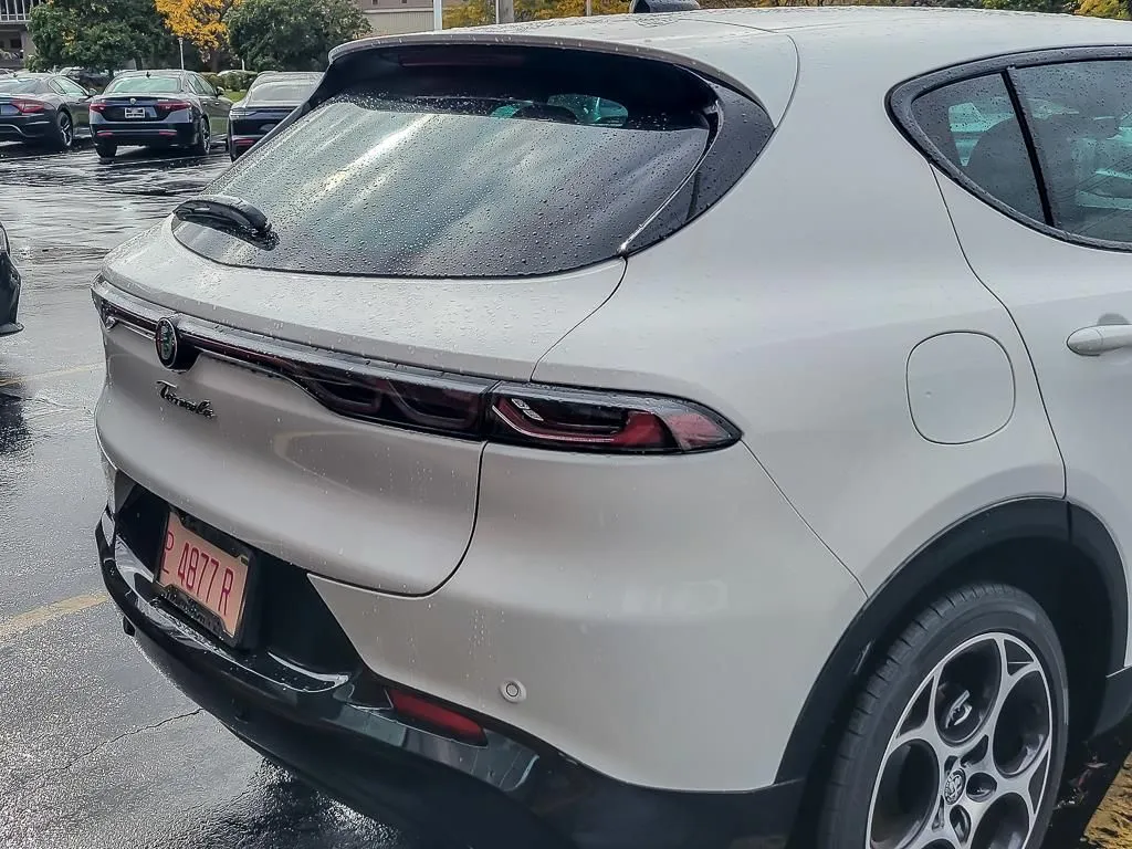 2025 Alfa Romeo Tonale Base - Photo 6