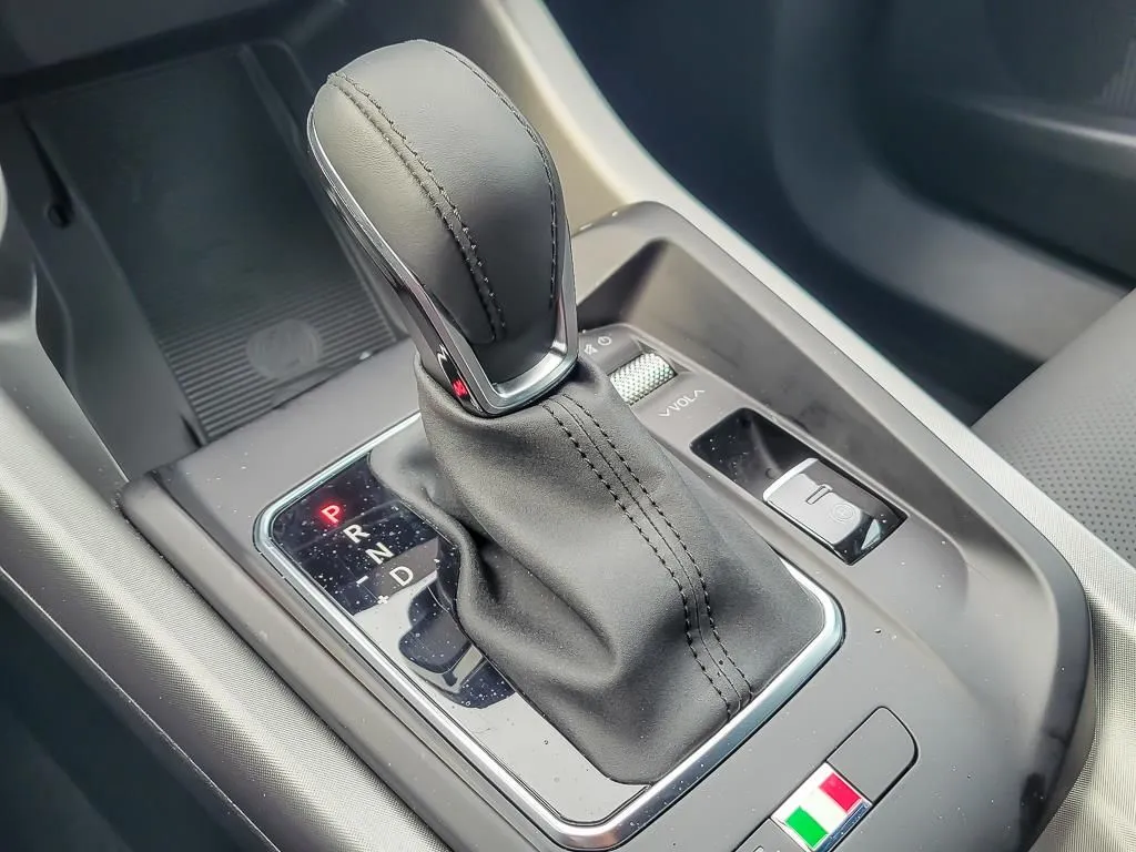 2025 Alfa Romeo Tonale Base - Photo 16