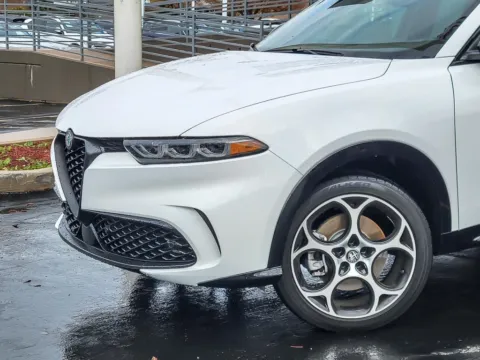 Photos of 2025 Alfa Romeo Tonale for sale in Naperville, IL at Maserati Alfa Romeo of Naperville