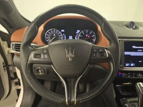 More photos of 2022 Maserati Levante GT at Maserati Alfa Romeo of Naperville, IL