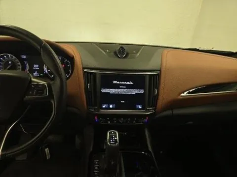 More photos of 2022 Maserati Levante GT at Maserati Alfa Romeo of Naperville, IL