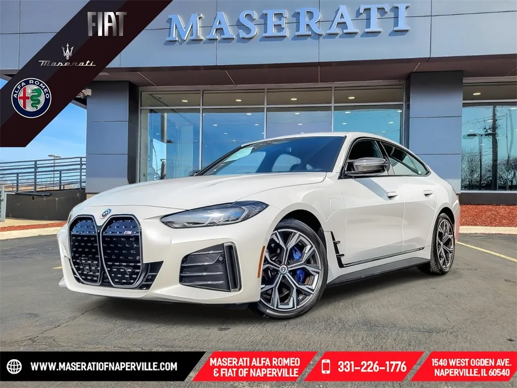 White 2022 BMW i4 M50 for sale in Naperville, IL
