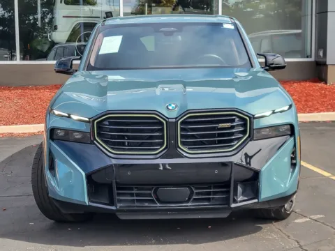 More photos of 2023 BMW XM at Maserati Alfa Romeo of Naperville, IL