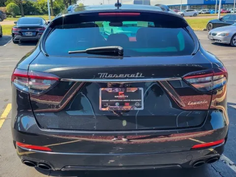 More photos of 2022 Maserati Levante GT at Maserati Alfa Romeo of Naperville, IL