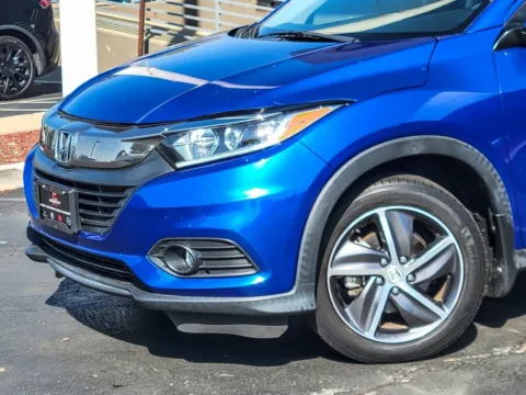 Photos of 2021 Honda HR-V EX for sale in Naperville, IL at Maserati Alfa Romeo of Naperville