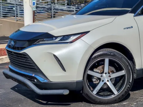 Photos of 2021 Toyota Venza Limited for sale in Naperville, IL at Maserati Alfa Romeo of Naperville