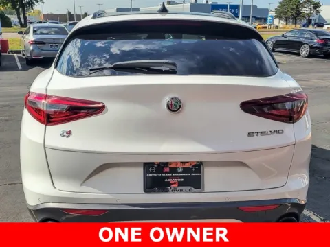More photos of 2022 Alfa Romeo Stelvio Ti at Maserati Alfa Romeo of Naperville, IL