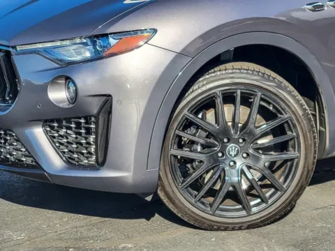 Another view of 2022 Maserati Levante Modena for sale in Naperville, IL at Maserati Alfa Romeo of Naperville