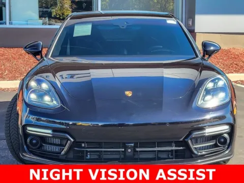 More photos of 2022 Porsche Panamera GTS at Maserati Alfa Romeo of Naperville, IL