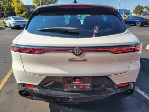 More photos of 2024 Alfa Romeo Tonale Veloce at Maserati Alfa Romeo of Naperville, IL