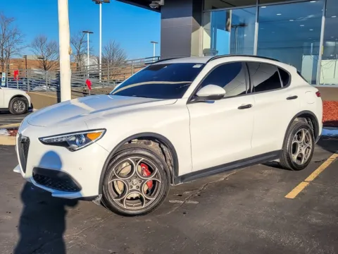 White 2022 Alfa Romeo Stelvio Sprint for sale in Naperville, IL