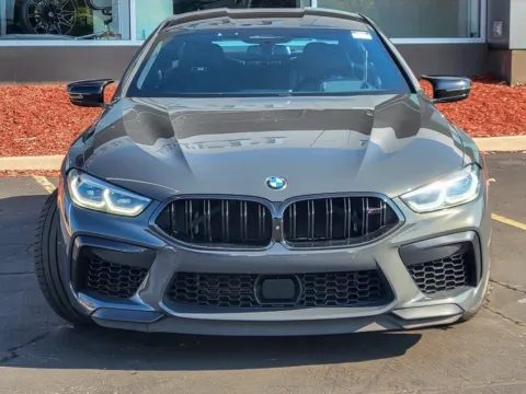 More photos of 2022 BMW M8 Competition at Maserati Alfa Romeo of Naperville, IL