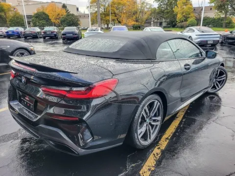 More photos of 2022 BMW 8 Series M850i xDrive at Maserati Alfa Romeo of Naperville, IL