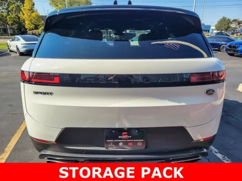 More photos of 2023 Land Rover Range Rover Sport SE at Maserati Alfa Romeo of Naperville, IL