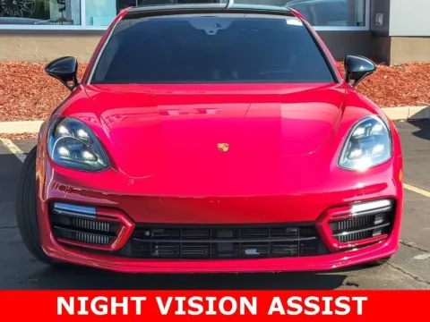 More photos of 2022 Porsche Panamera GTS at Maserati Alfa Romeo of Naperville, IL