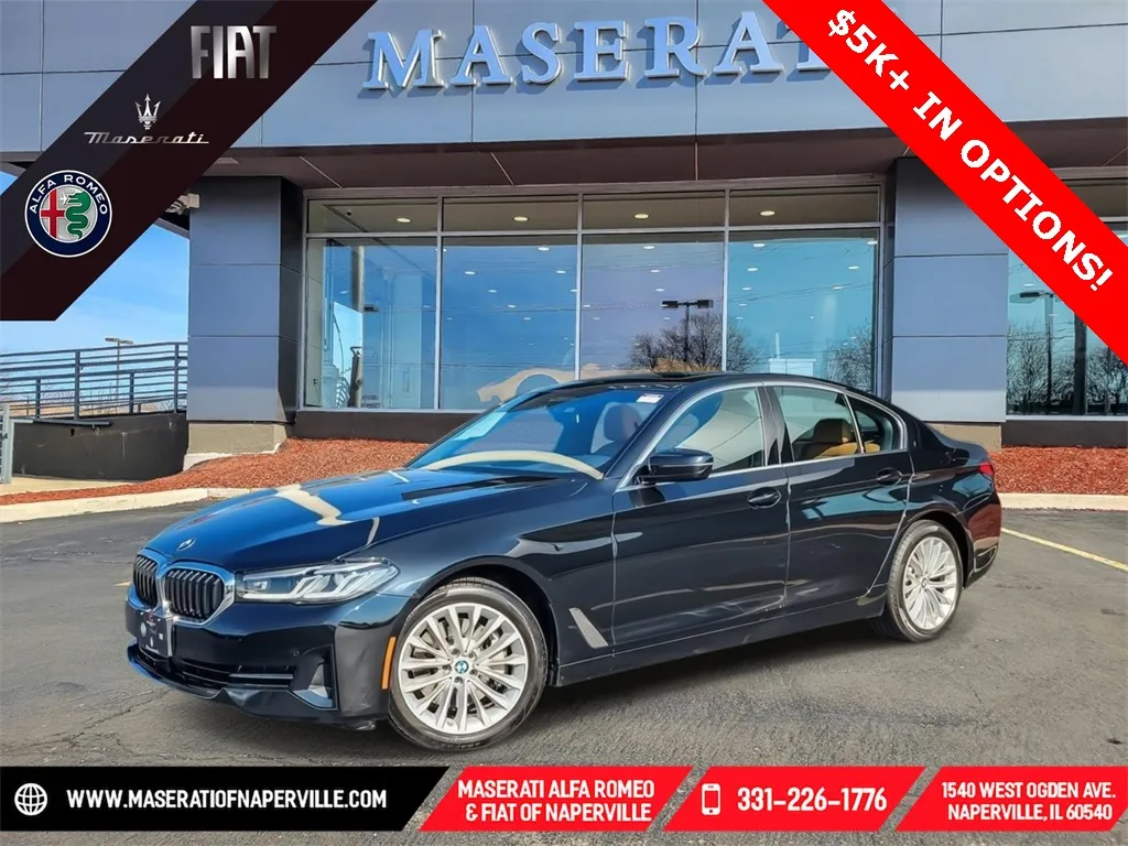 Black 2022 BMW 5 Series 530i xDrive for sale in Naperville, IL