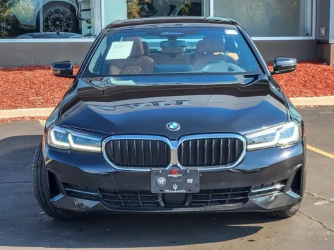 More photos of 2022 BMW 5 Series 530i xDrive at Maserati Alfa Romeo of Naperville, IL
