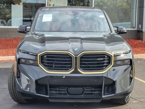 More photos of 2023 BMW XM at Maserati Alfa Romeo of Naperville, IL