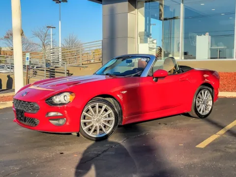Red 2017 Fiat 124 Spider Lusso for sale in Naperville, IL