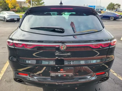 More photos of 2024 Alfa Romeo Tonale Veloce at Maserati Alfa Romeo of Naperville, IL