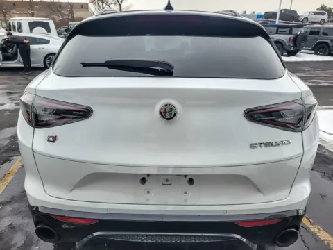 More photos of 2024 Alfa Romeo Stelvio Veloce at Maserati Alfa Romeo of Naperville, IL