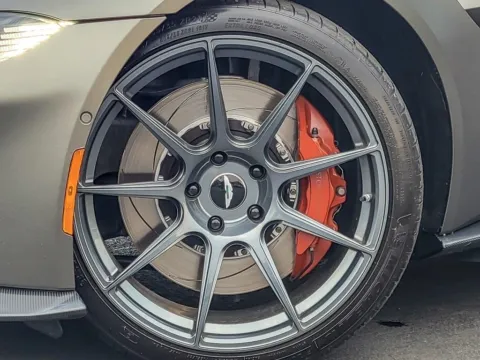 More photos of 2021 Aston Martin Vantage at Maserati Alfa Romeo of Naperville, IL