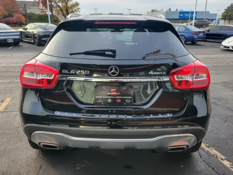 More photos of 2019 Mercedes-Benz GLA 250 at Maserati Alfa Romeo of Naperville, IL