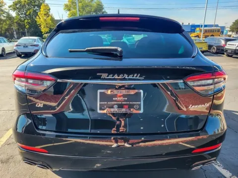 More photos of 2021 Maserati Levante at Maserati Alfa Romeo of Naperville, IL