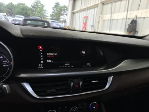 More photos of 2019 Alfa Romeo Stelvio at Maserati Alfa Romeo of Naperville, IL