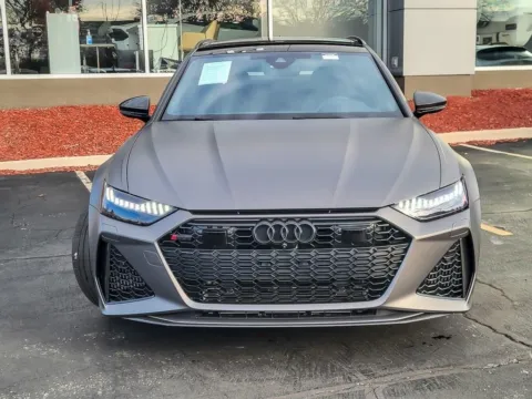 More photos of 2023 Audi RS 6 4.2 at Maserati Alfa Romeo of Naperville, IL