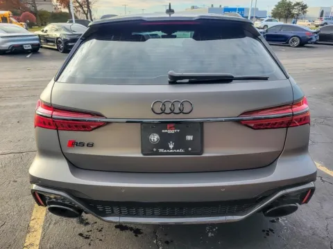 More photos of 2023 Audi RS 6 4.2 at Maserati Alfa Romeo of Naperville, IL