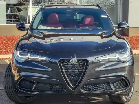 More photos of 2025 Alfa Romeo Stelvio at Maserati Alfa Romeo of Naperville, IL