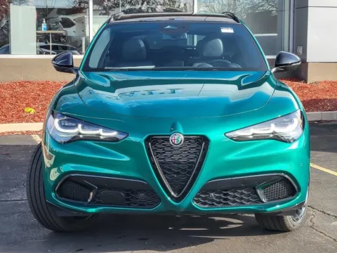 More photos of 2025 Alfa Romeo Stelvio at Maserati Alfa Romeo of Naperville, IL