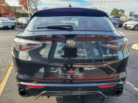 More photos of 2025 Alfa Romeo Stelvio at Maserati Alfa Romeo of Naperville, IL