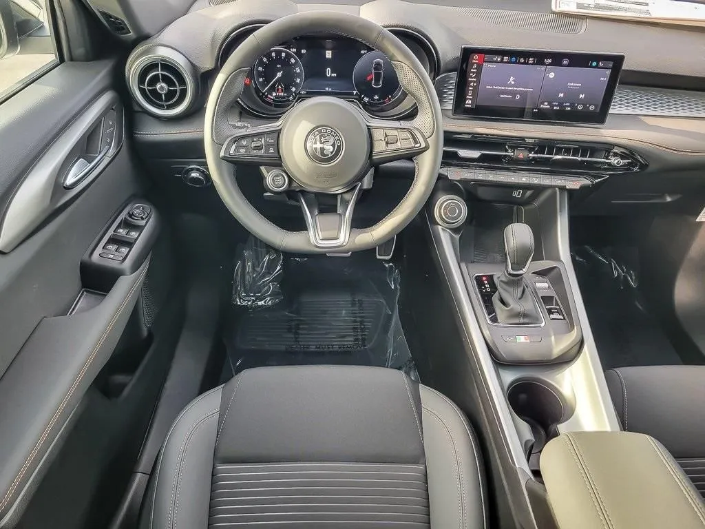 2025 Alfa Romeo Tonale Base - Photo 12