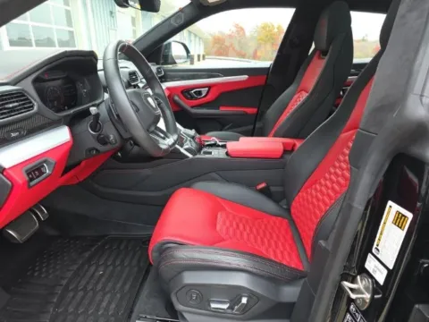 Another view of 2021 Lamborghini Urus for sale in Naperville, IL at Maserati Alfa Romeo of Naperville
