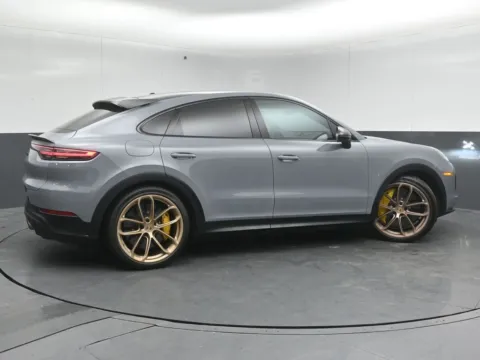 More photos of 2022 Porsche Cayenne Coupe Turbo GT at Maserati Alfa Romeo of Naperville, IL