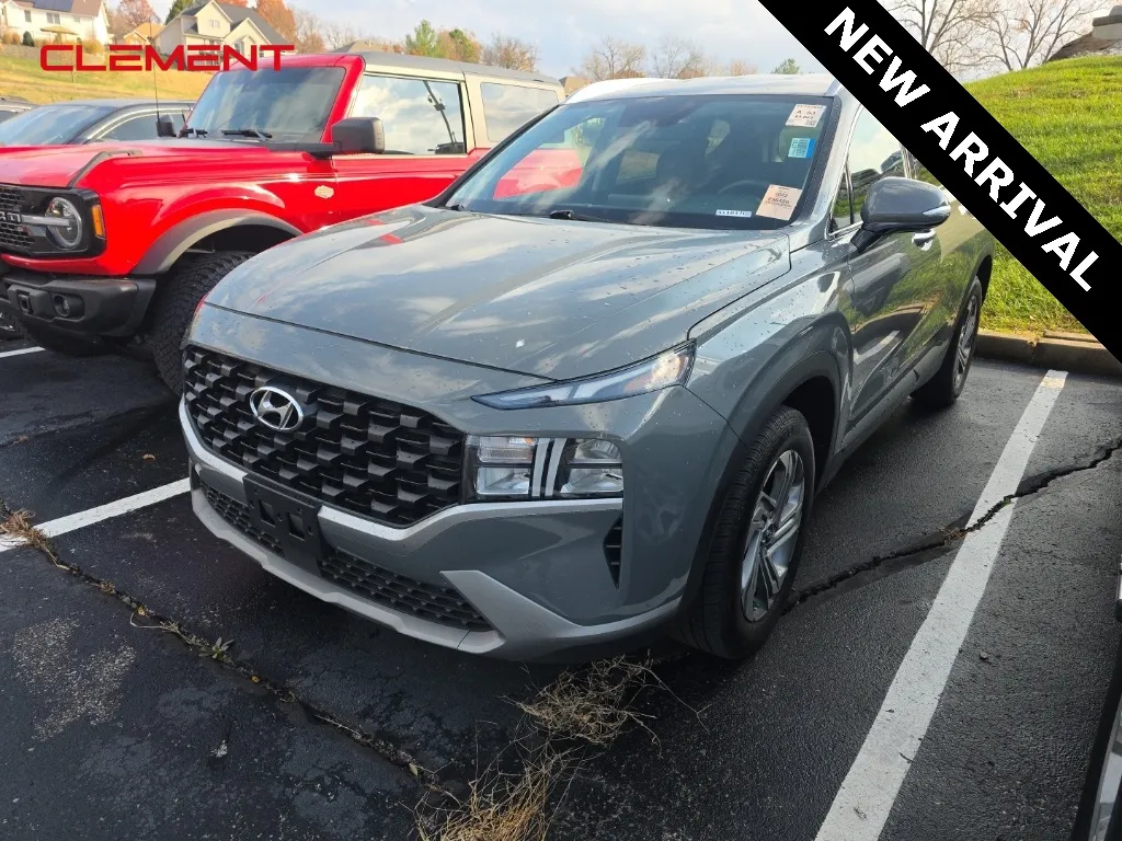 Gray 2023 Hyundai Santa Fe SEL for sale in Columbia, IL