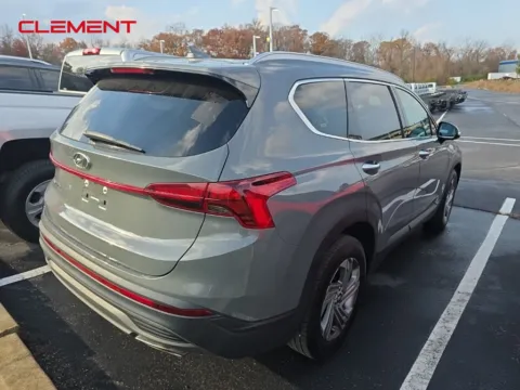 More photos of 2023 Hyundai Santa Fe SEL at Clement Chrysler Dodge Jeep Ram Columbia, IL