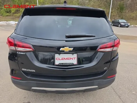 More photos of 2022 Chevrolet Equinox LT at Clement Chrysler Dodge Jeep Ram Columbia, IL