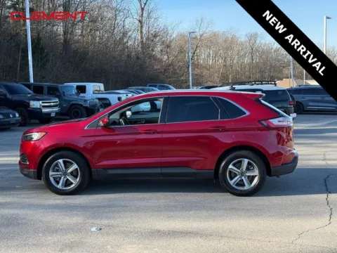 Photos of 2022 Ford Edge SEL for sale in Columbia, IL at Clement Chrysler Dodge Jeep Ram Columbia