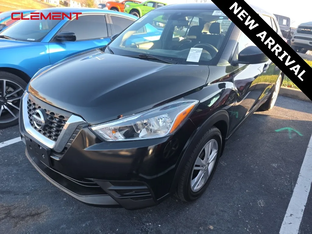 Black 2020 Nissan Kicks S for sale in Columbia, IL
