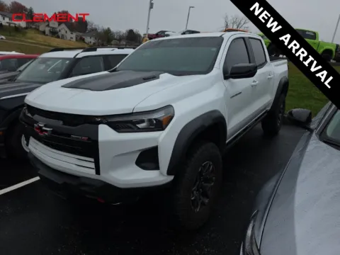 White 2025 Chevrolet Colorado ZR2 for sale in Columbia, IL