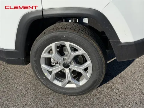 More photos of 2026 Jeep Compass Latitude at Clement Chrysler Dodge Jeep Ram Columbia, IL