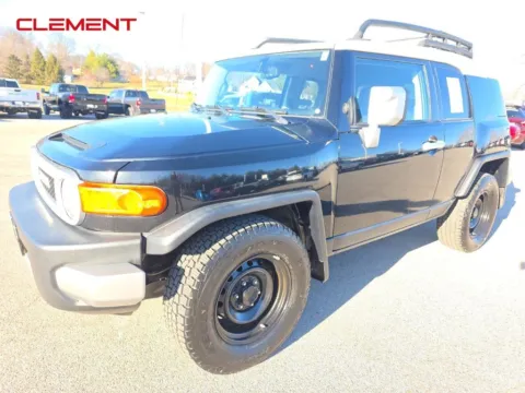 Black 2011 Toyota FJ Cruiser for sale in Columbia, IL