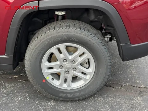 More photos of 2025 Jeep Grand Cherokee Laredo at Clement Chrysler Dodge Jeep Ram Columbia, IL