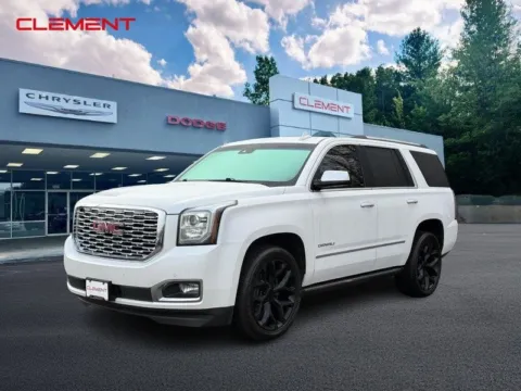 White 2019 GMC Yukon Denali for sale in Columbia, IL